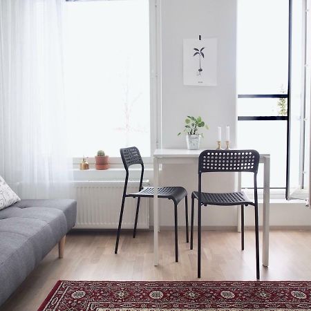 2Ndhomes Tampere "Lapintie" Apartment - Serene Apt Near Downtown At A Quiet Neighbourhood Экстерьер фото